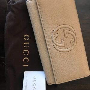 Gucci wallet
